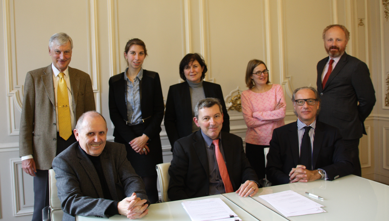 Signature du transfert de technologie ARMINES - SOLARONICS Chauffage